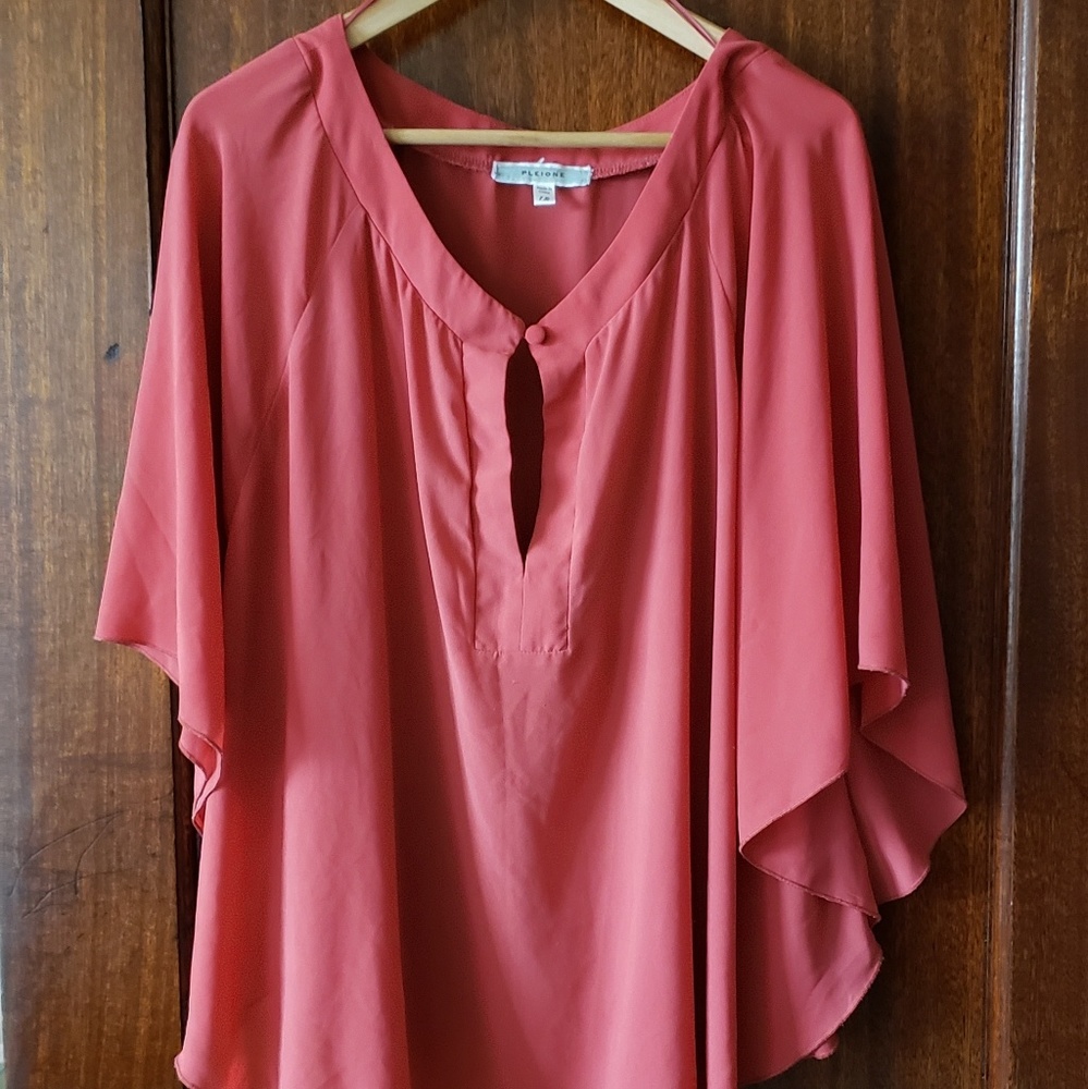 Blouse - Picture 2 of 3